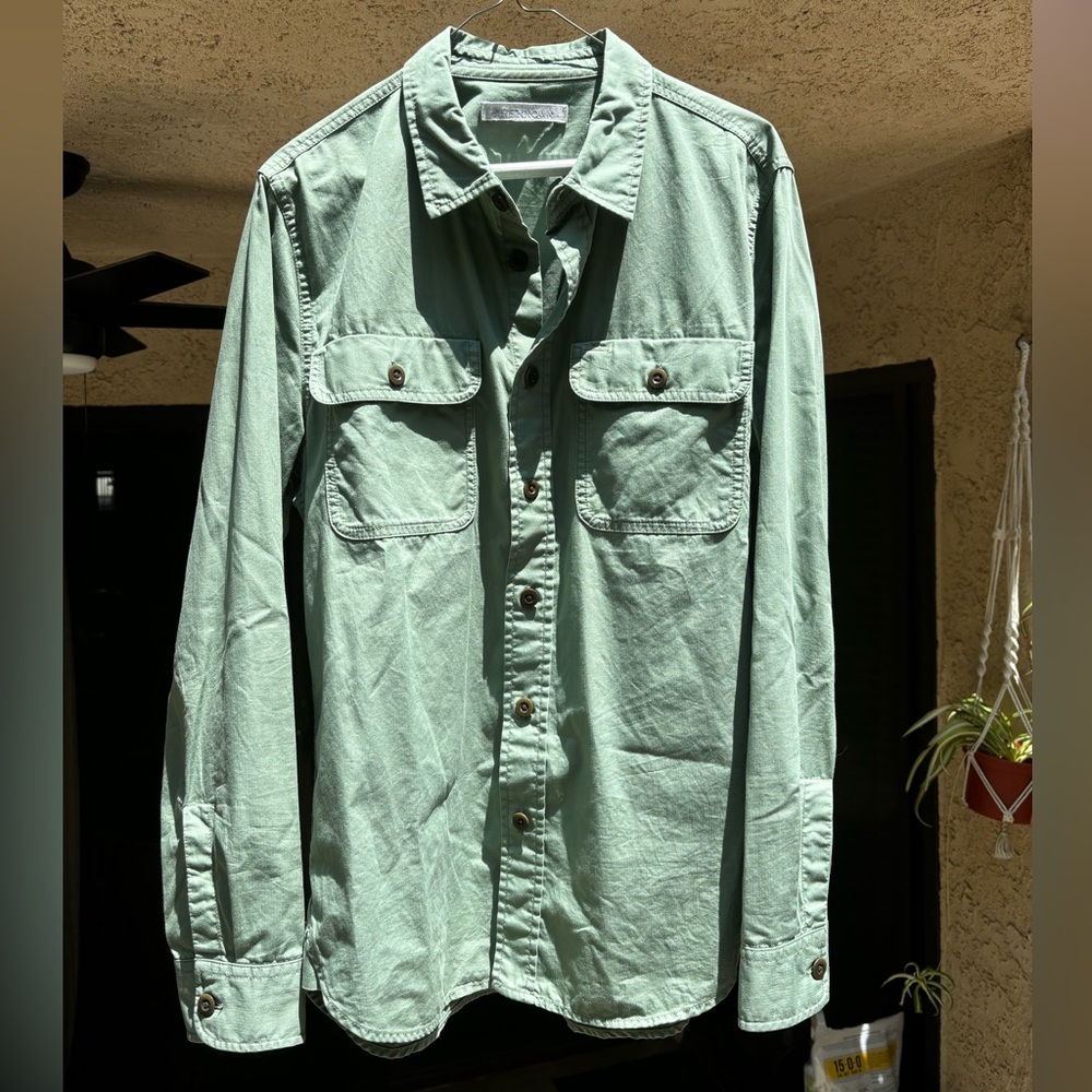 Outerknown Utilitarian Shirt. Size M. Olive Drab.